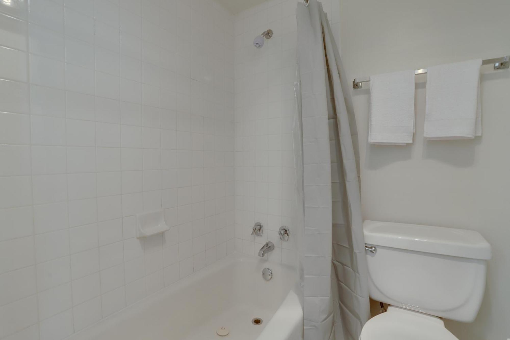 Spacious 2 Bedrooms Apt @Crystal City With Gym Arlington Exterior foto